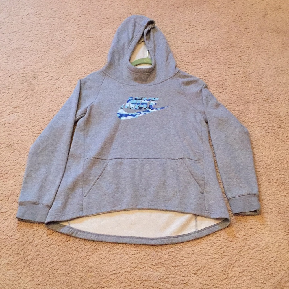 Gray Nike sweatshirt.